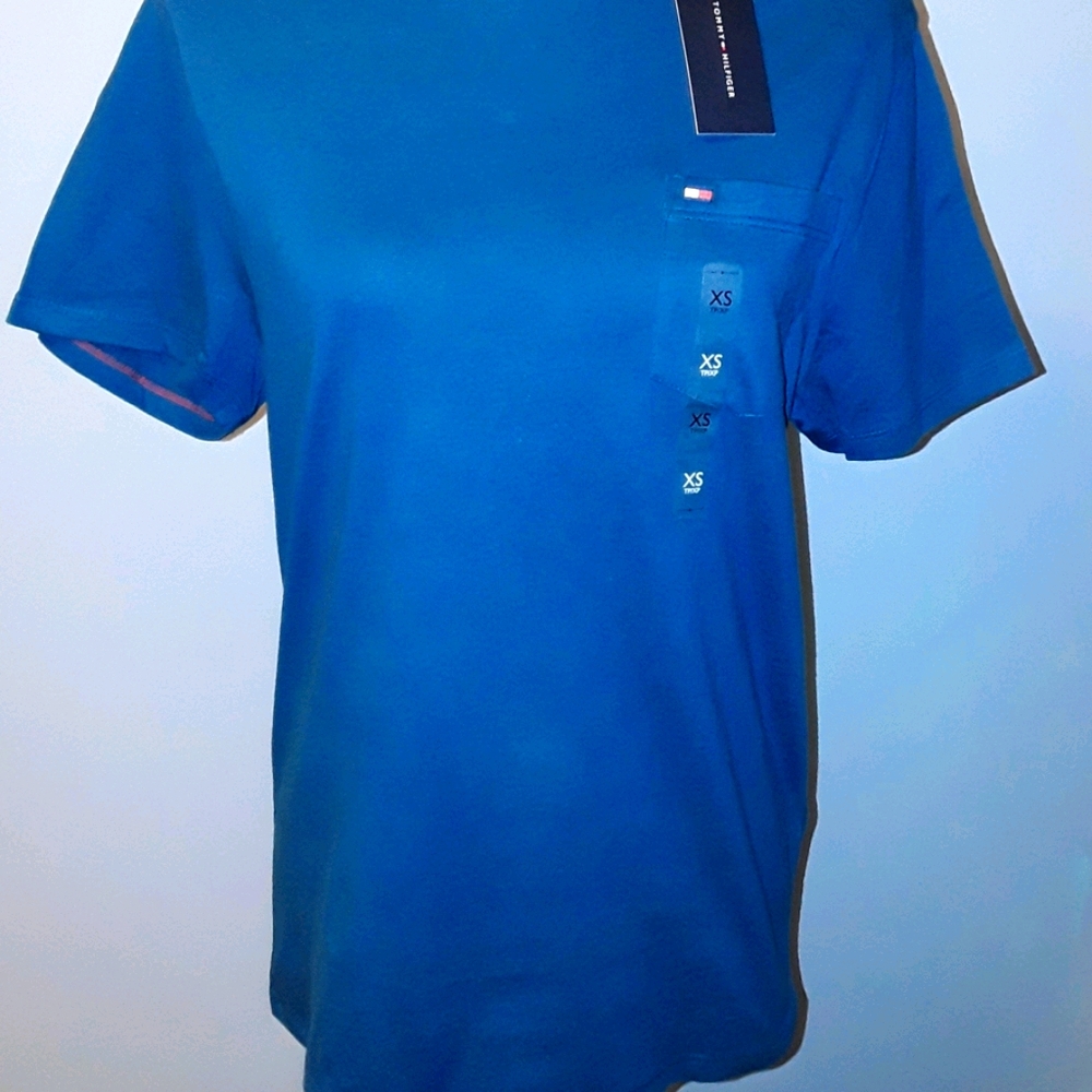 Tommy Hilfiger blue t-shirt